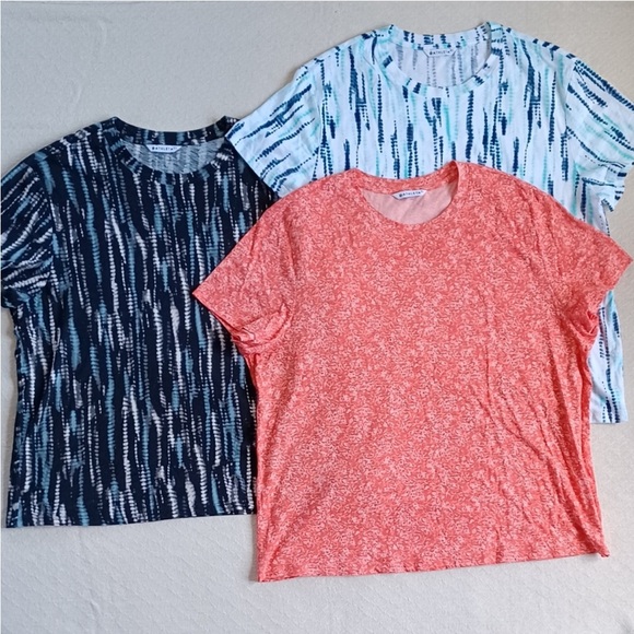 3 Athleta Organic Cotton Relaxed Crew Neck Tees Bundle of 3 - XL - Picture 2 of 9